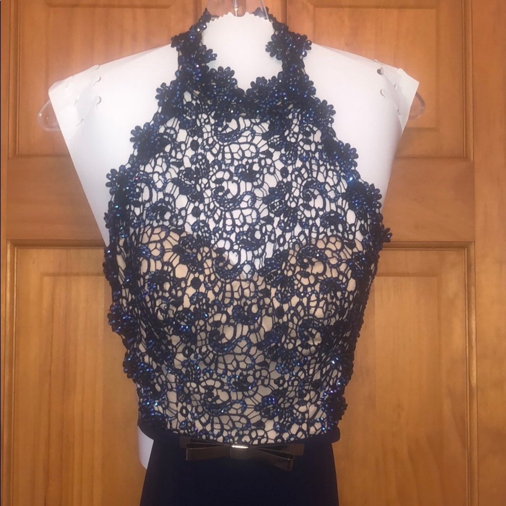 Prom Dress - Picture 2 of 5